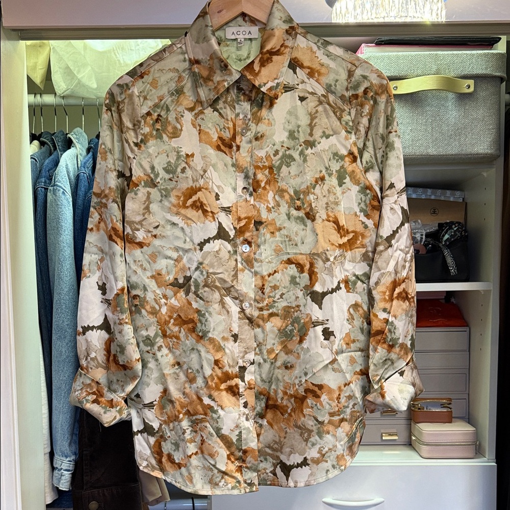 Lacoa Women's Elegant Floral Blouse - Cream and Brown